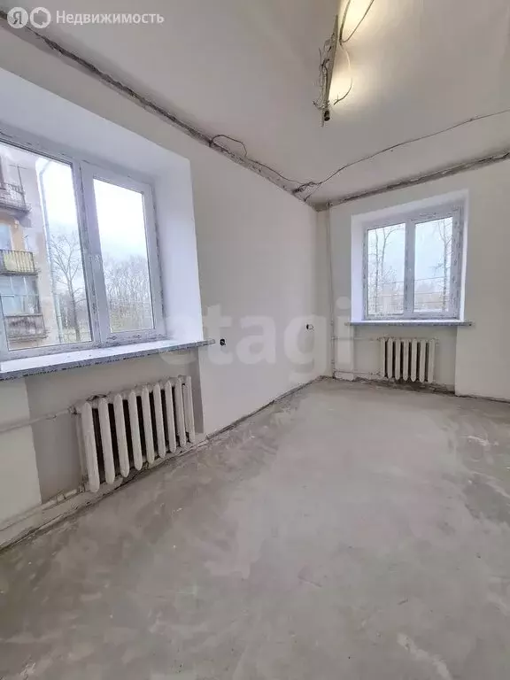 2-комнатная квартира: Новодвинск, улица 3-й Пятилетки, 16 (43.2 м) - Фото 1