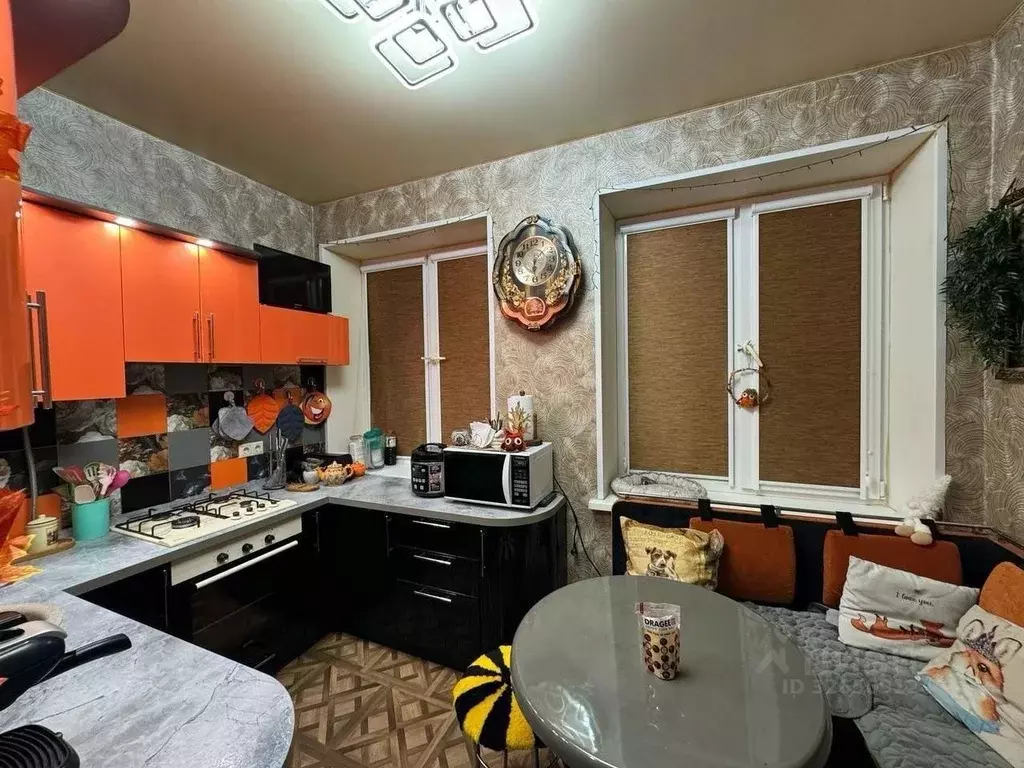 3-к кв. Москва ул. Короленко, 4/14 (74.8 м) - Фото 1