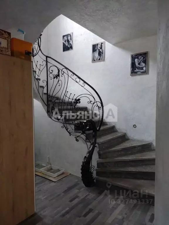 Дом в Ростовская область, Волгодонск Братская ул. (380 м) - Фото 1