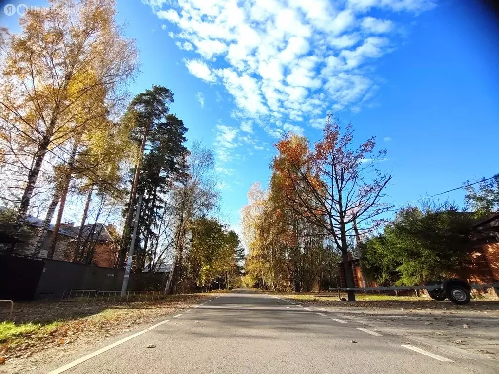Дом в Загорянский, улица Николая Озерова, 2Б (140 м) - Фото 1