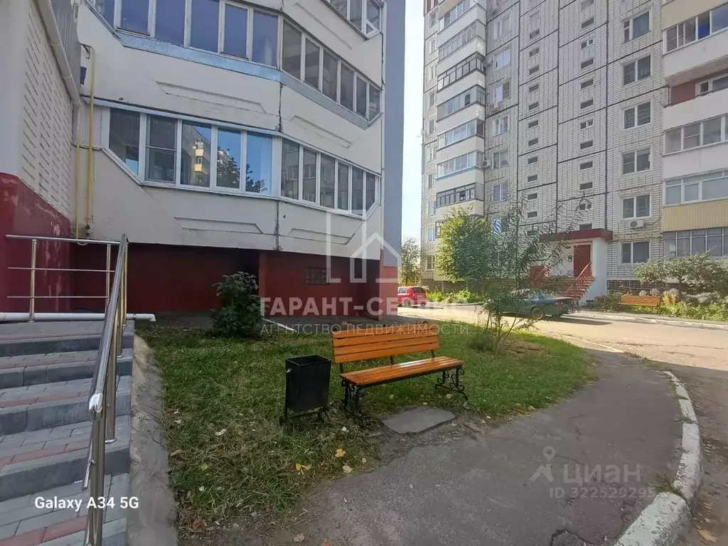 2-к кв. Тамбовская область, Тамбов Астраханская ул., 175/24 (68.9 м) - Фото 1