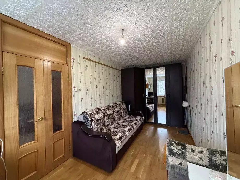 2-к кв. Татарстан, Зеленодольск ул. Ивана Засорина, 10 (46.8 м) - Фото 1