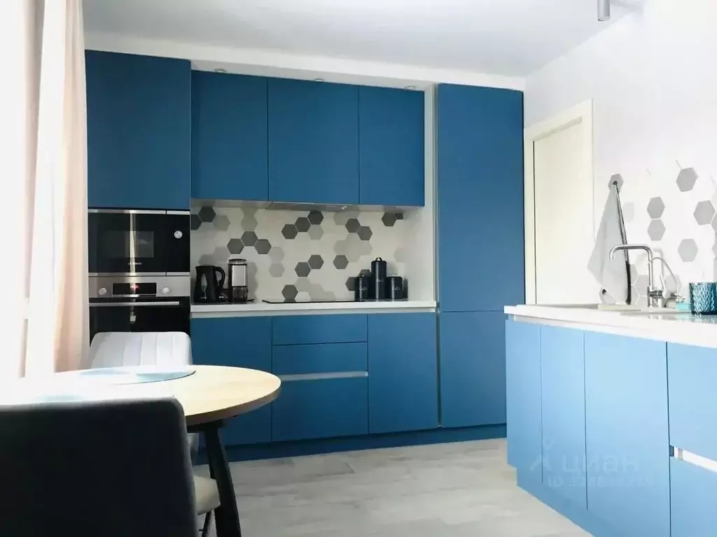 3-к кв. Московская область, Одинцово Комсомольская ул., 7а (50.1 м) - Фото 1