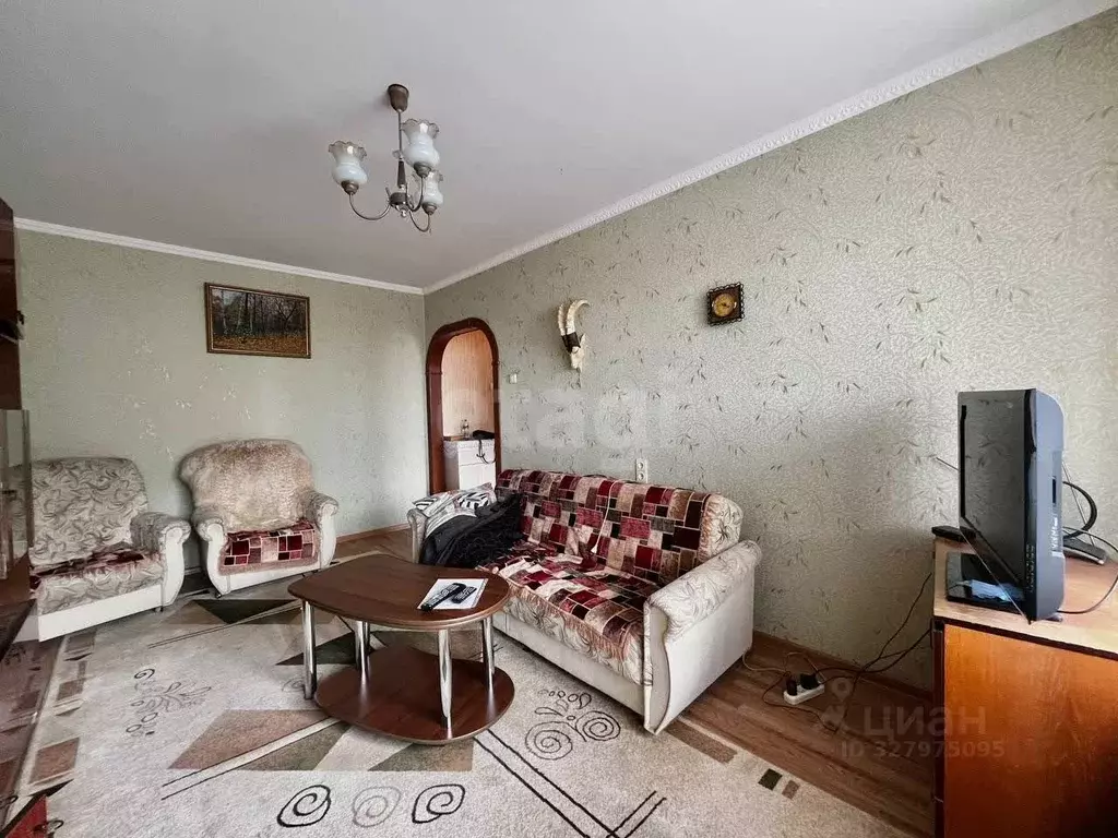 2-к кв. Курская область, Курск ул. Димитрова, 75 (45.0 м) - Фото 1