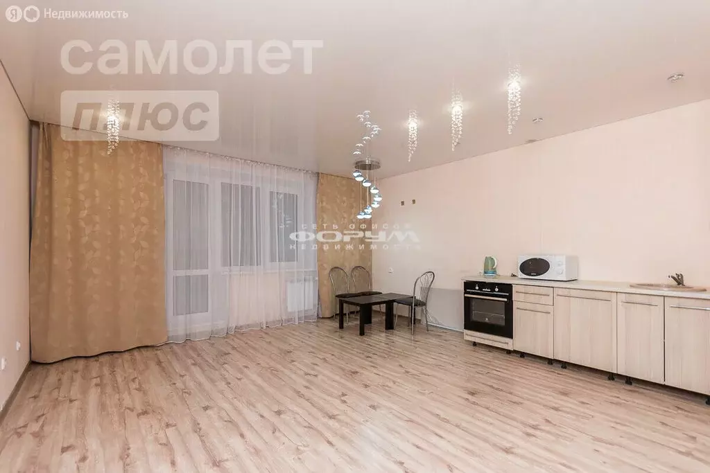 3-комнатная квартира: Челябинск, Краснопольский проспект, 5 (74 м) - Фото 0