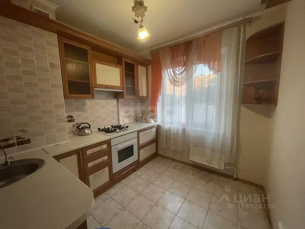 2-к кв. Крым, Симферополь ул. Бела Куна (48.0 м) - Фото 0
