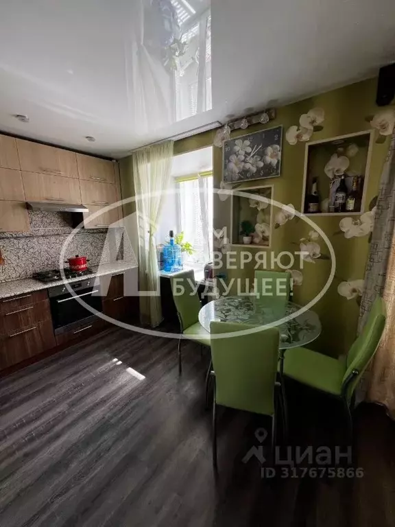 2-к кв. Пермский край, Лысьва ул. Чапаева, 13 (50.7 м) - Фото 0