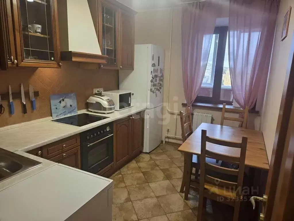 2-к кв. Московская область, Долгопрудный Спортивная ул., 13 (57.0 м) - Фото 1