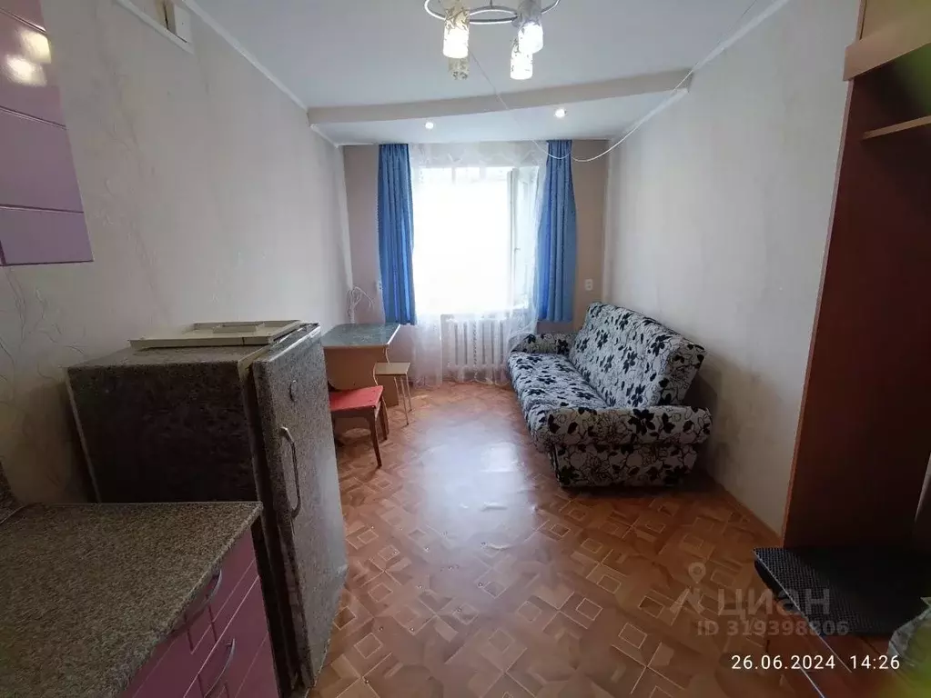 Комната Курганская область, Курган ул. Карла Маркса, 151 (14.0 м) - Фото 1
