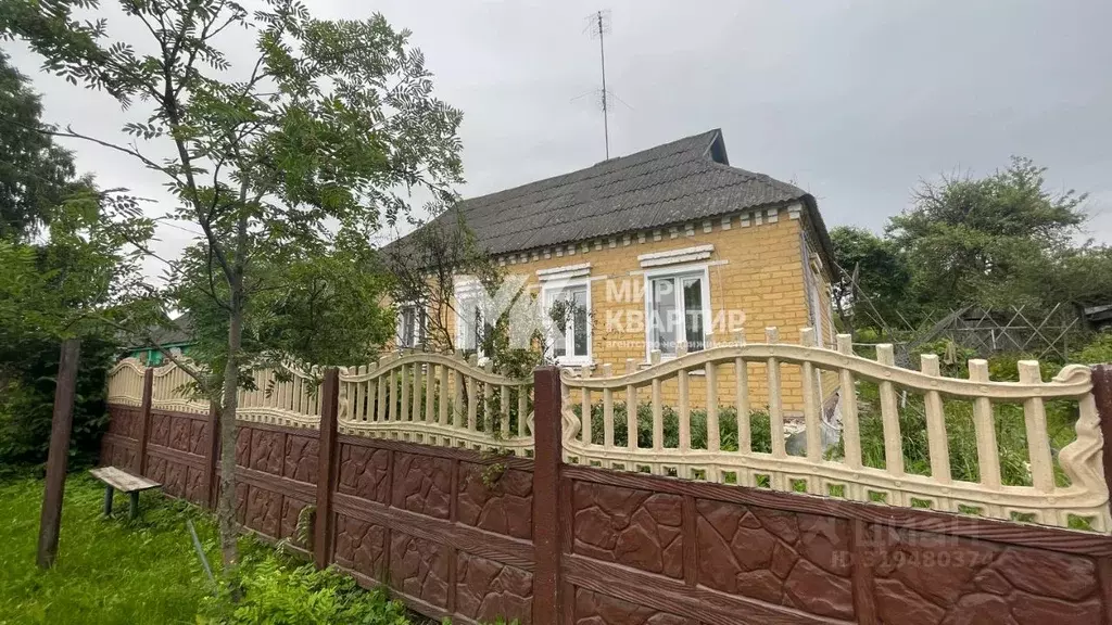 Дом в Брянская область, Фокино Комсомольская ул. (66 м) - Фото 1
