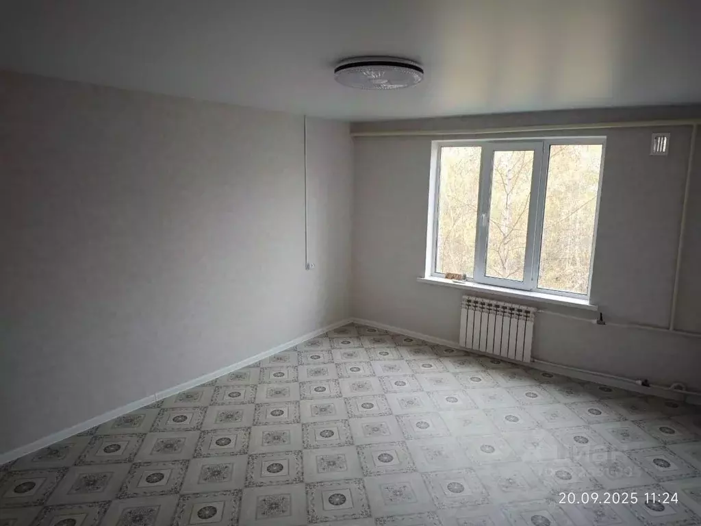 1-к кв. Саха (Якутия), Якутск Загородный кв-л, ул. Бабушкина, 10 (36.0 ... - Фото 1