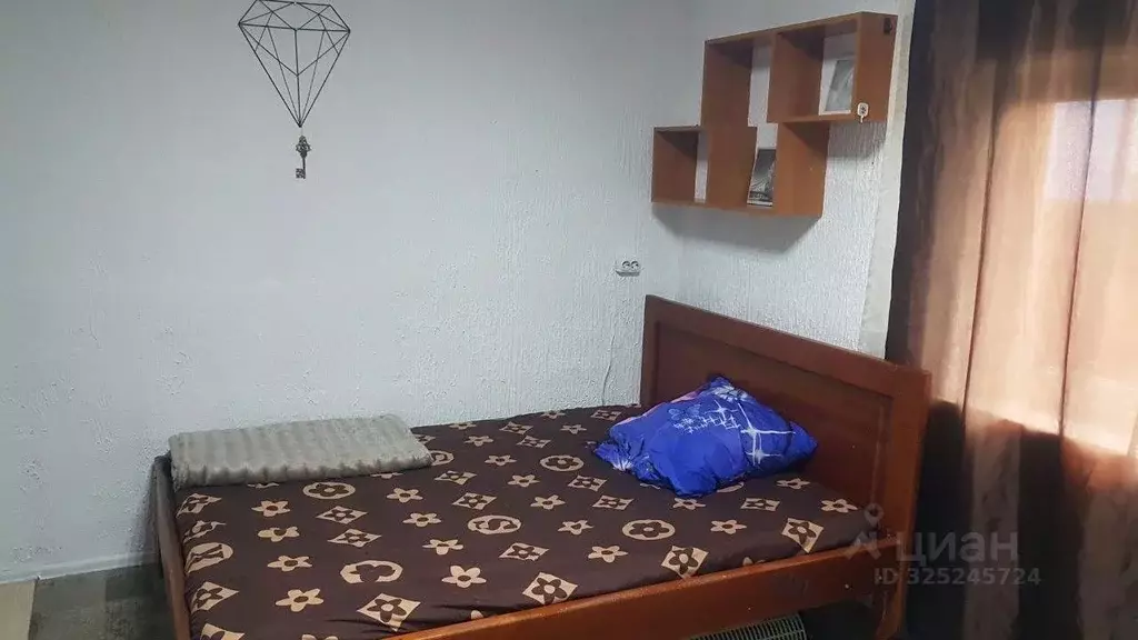 Комната Иркутская область, Иркутск ул. Черняховского, 18 (15.0 м) - Фото 1