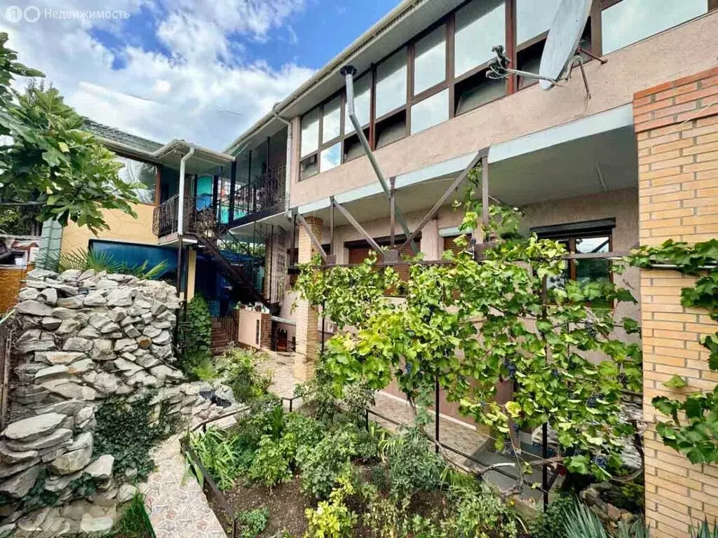 Дом в Алушта, Пионерская улица (196.3 м) - Фото 2