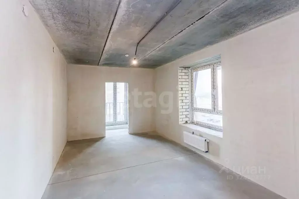 Студия Тюменская область, Тюмень ул. Революции, 228к6 (28.8 м) - Фото 1