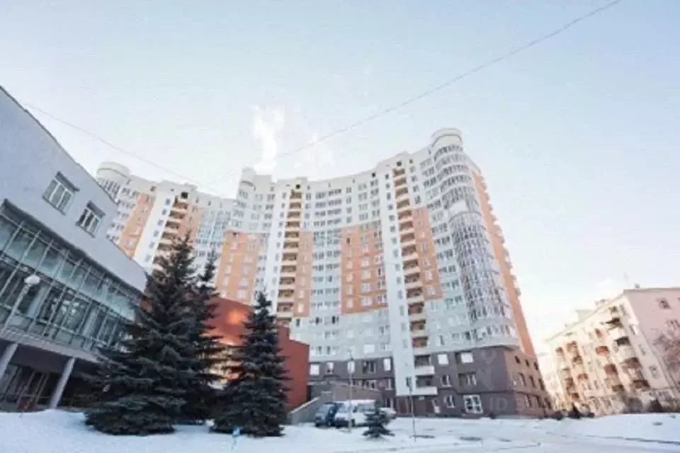 1-к кв. Свердловская область, Екатеринбург ул. Малышева, 4Б (52.0 м) - Фото 1