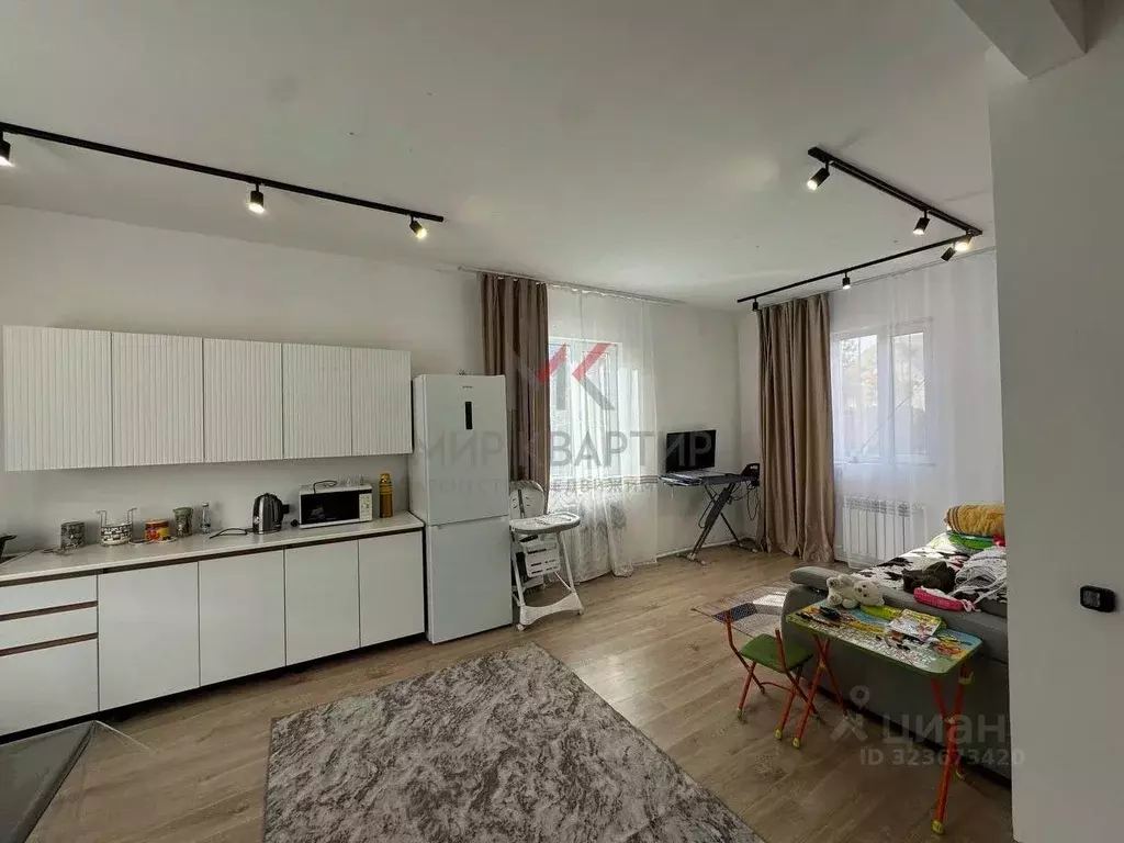 Дом в Тыва, Кызылский кожуун, с. Усть-Элегест ул. Шоссейная (1000 м) - Фото 2