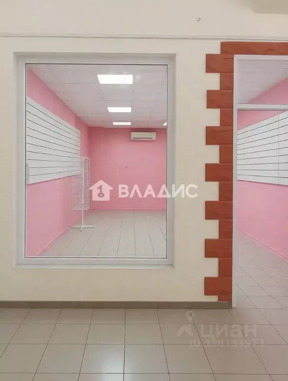 Помещение свободного назначения в Краснодарский край, Ейск Красная ... - Фото 1