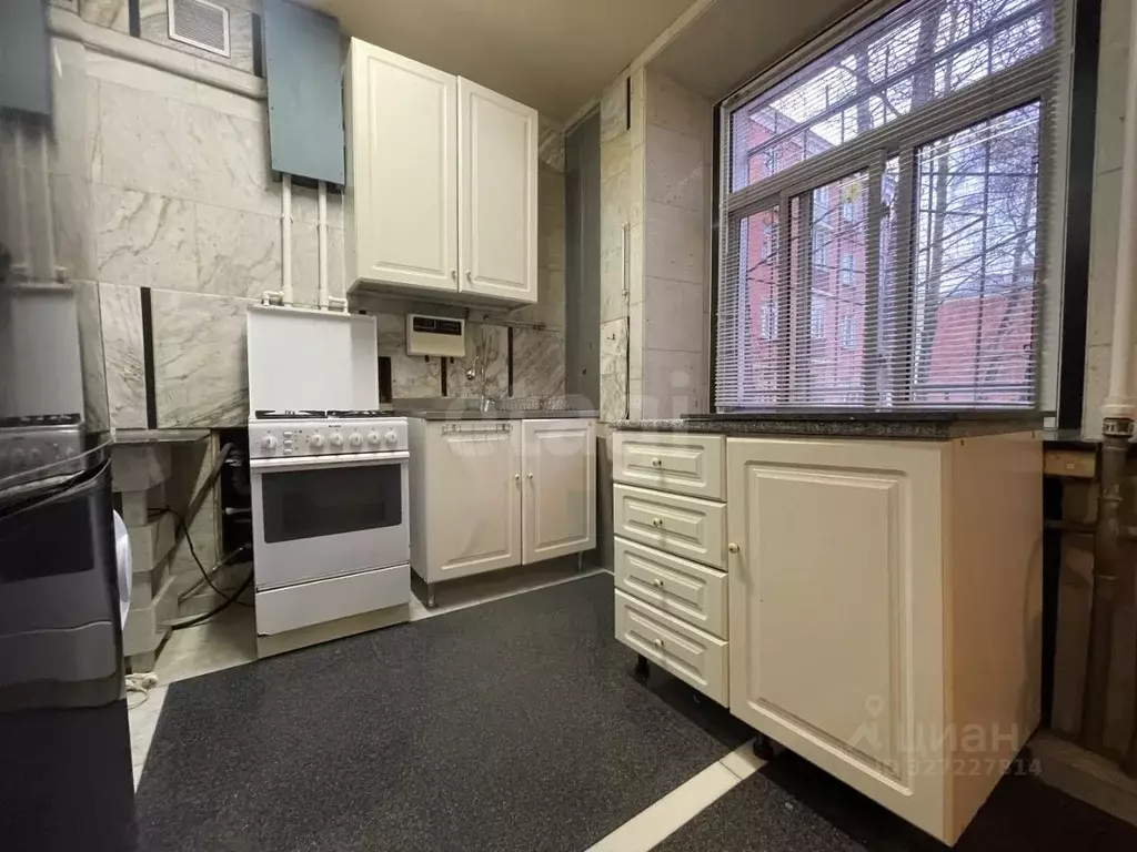 3-к кв. Ярославская область, Ярославль ул. Свердлова, 23А (56.0 м) - Фото 2