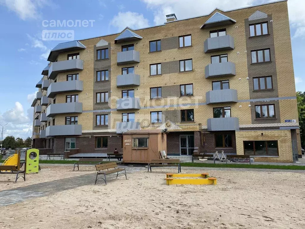 2-к кв. Псковская область, Псков Петровская ул., 4Б (76.9 м) - Фото 1