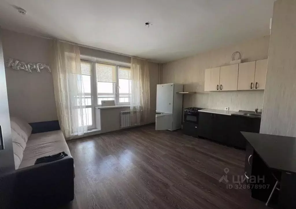 Студия Челябинская область, Челябинск ул. Молодогвардейцев, 76 (24.5 ... - Фото 1