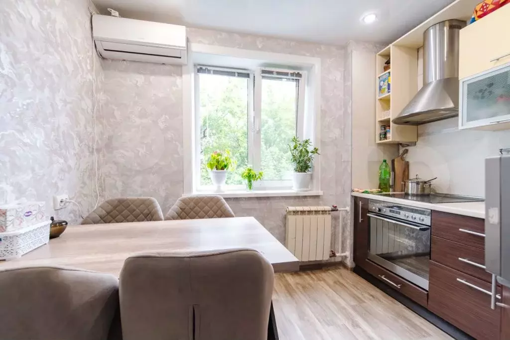 2-к. квартира, 57 м, 2/10 эт. - Фото 1
