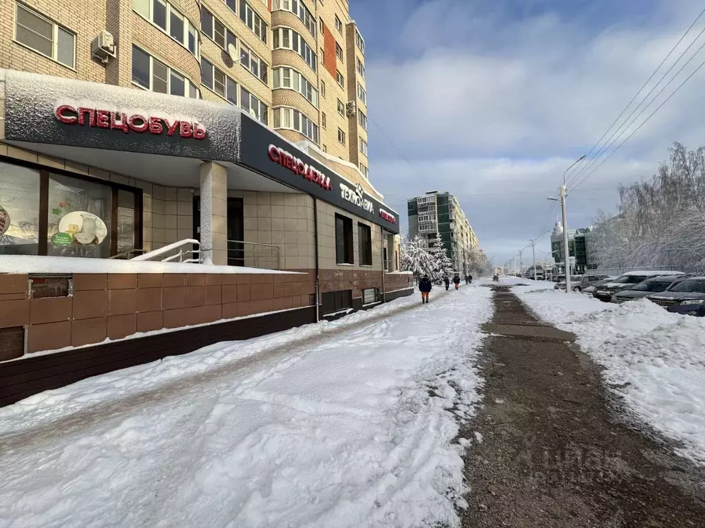 Торговая площадь в Новгородская область, Великий Новгород ул. Попова, ... - Фото 1