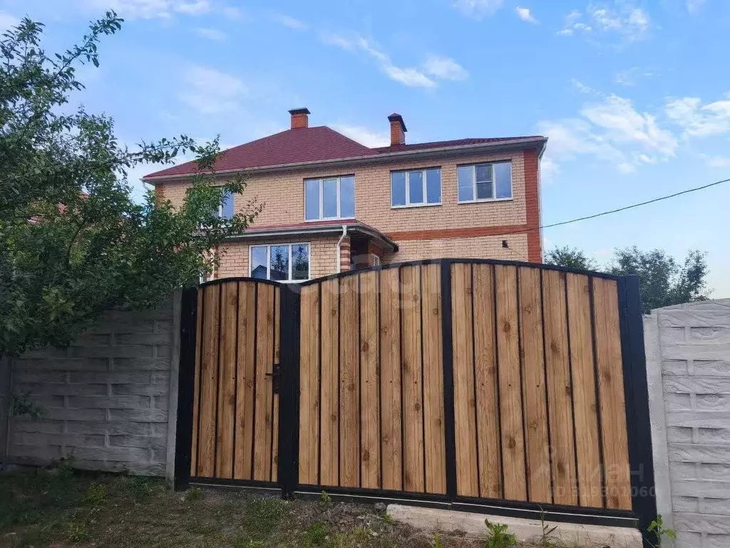 Дом в Белгородская область, Белгородский район, Комсомольское с/пос, ... - Фото 1