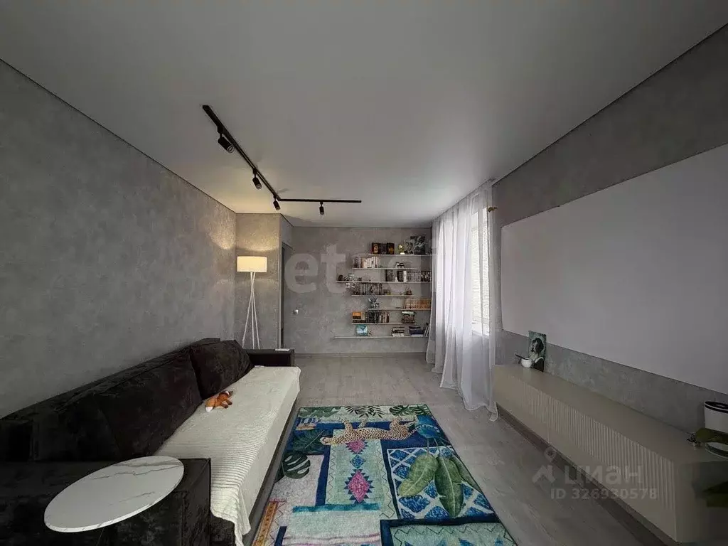 2-к кв. Крым, Белогорский район, Зуя пгт ул. Шоссейная (43.0 м) - Фото 1