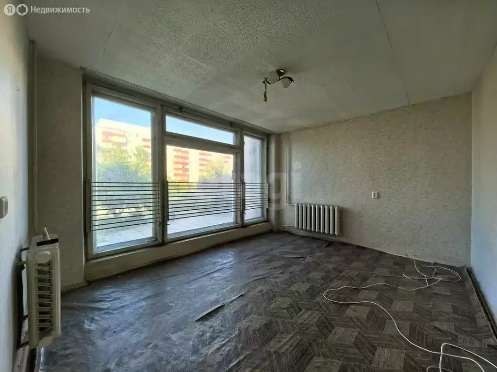 1к в 4-комнатной квартире (13.8 м) - Фото 1