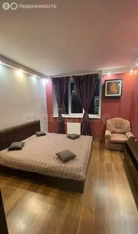 3-комнатная квартира: Севастополь, улица Адмирала Юмашева, 27 (72 м) - Фото 1