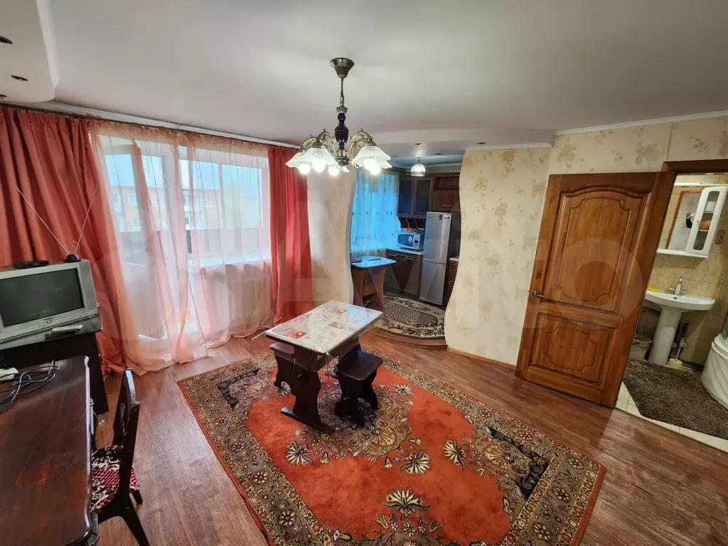 2-к. квартира, 65 м, 5/5 эт. - Фото 1
