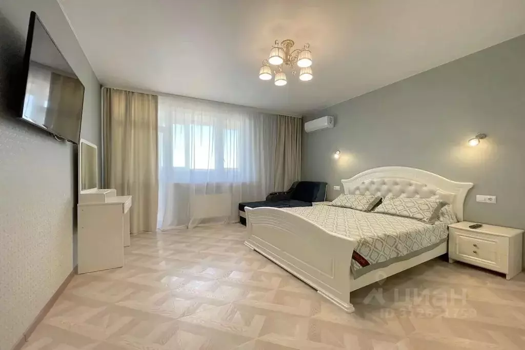 1-к кв. Крым, Феодосия наб. Черноморская, 1К (60.0 м) - Фото 0