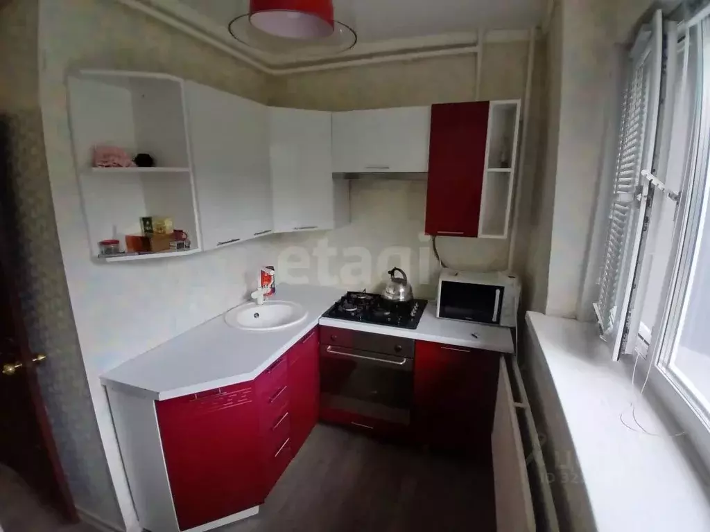 3-к кв. Ямало-Ненецкий АО, Новый Уренгой Ленинградский просп., 8А ... - Фото 1