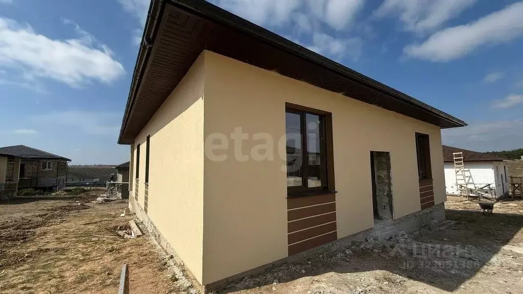 Дом в Крым, Симферопольский район, Мирновское с/пос, Таврический кп ... - Фото 1