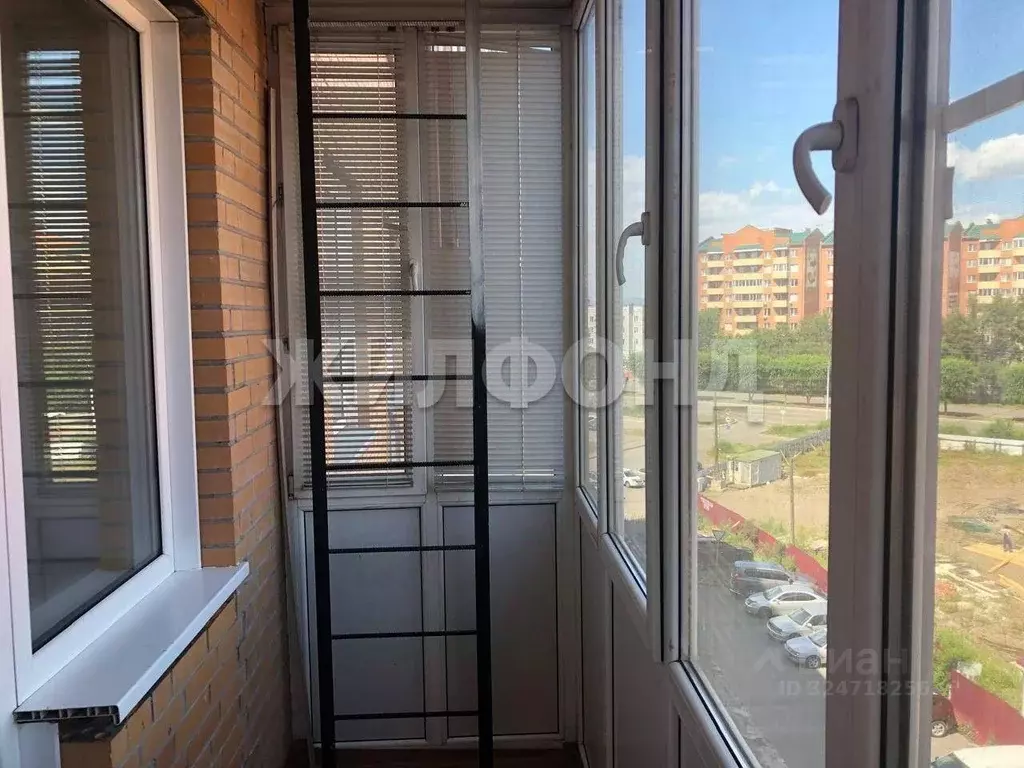 2-к кв. Хакасия, Абакан ул. Торосова, 15 (61.0 м) - Фото 2