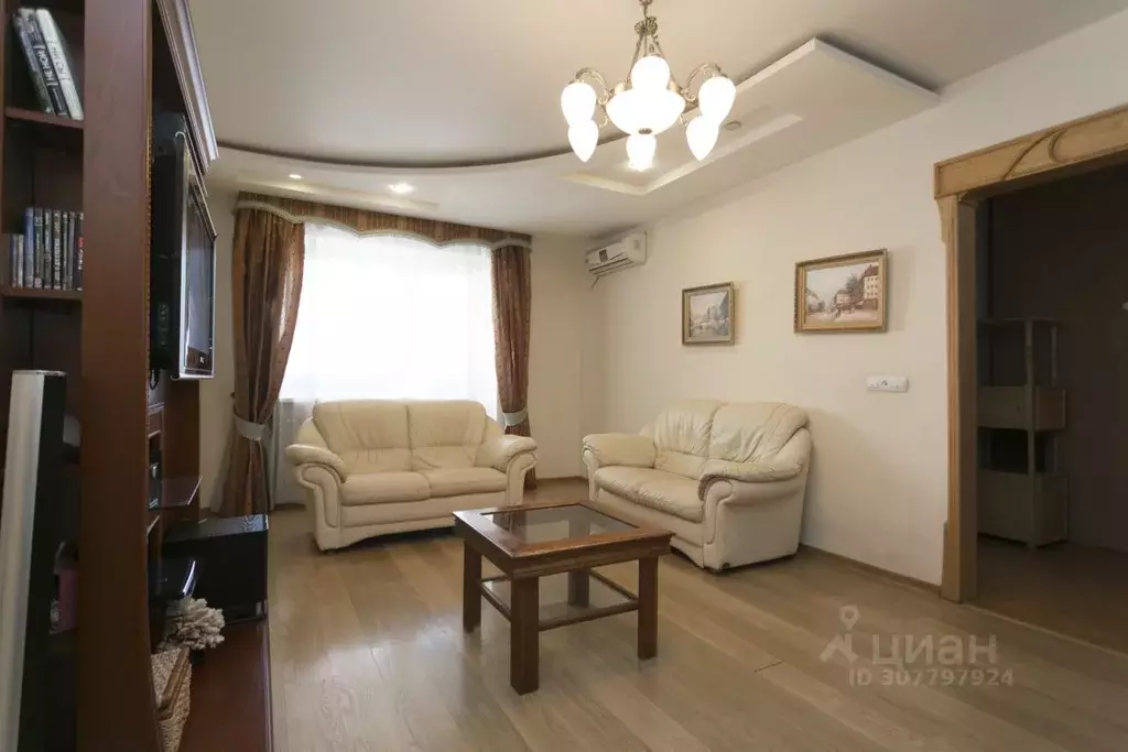 2-к кв. Амурская область, Благовещенск ул. Пушкина, 47 (64.7 м) - Фото 1