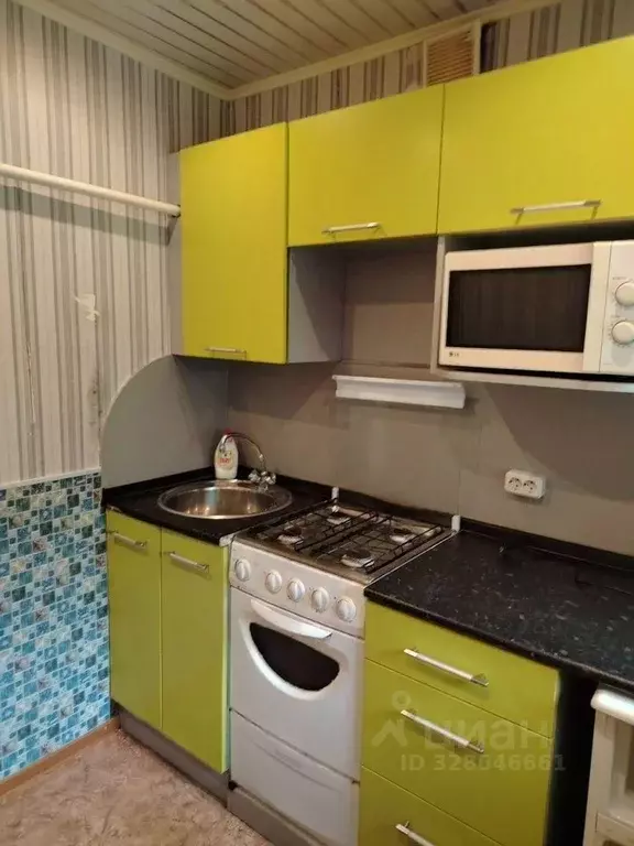 1-к кв. Ленинградская область, Тихвин 3-й мкр, 34 (30.0 м) - Фото 2