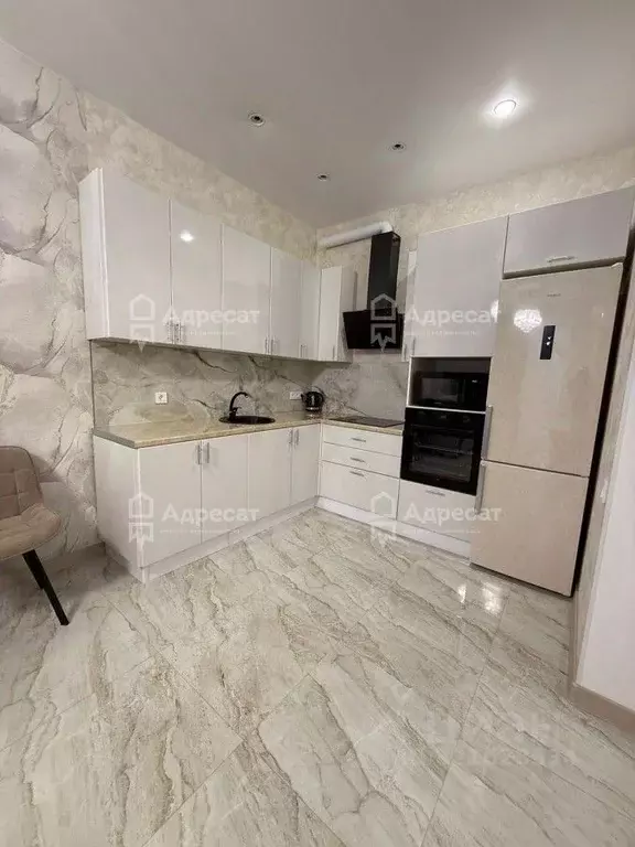 3-к кв. Волгоградская область, Волгоград Ополченская ул., 27Б (60.8 м) - Фото 1