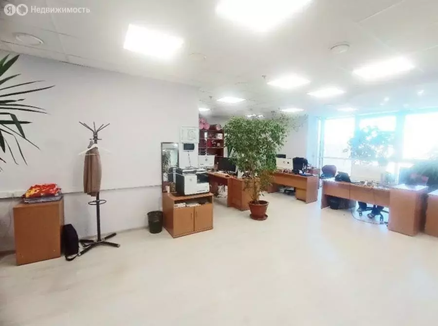 Офис (300 м) - Фото 1