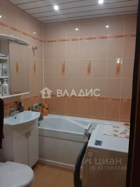 1-к кв. Тамбовская область, Тамбов Ореховая ул., 7к3 (42.4 м) - Фото 0