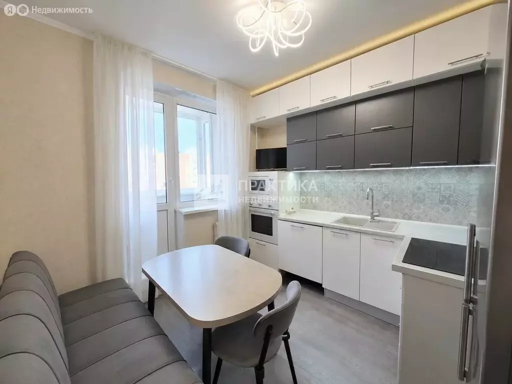 3-комнатная квартира: Москва, улица Декабристов, 22 (64.6 м) - Фото 1