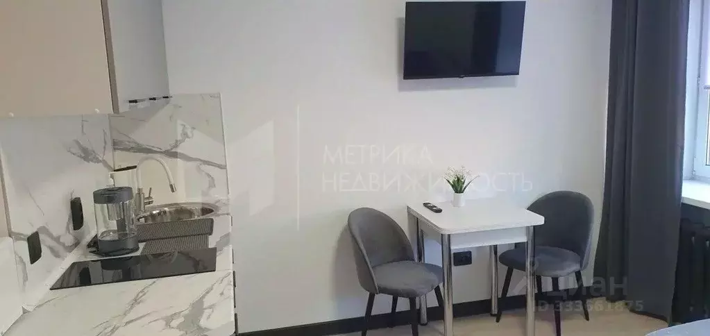 Студия Тюменская область, Тюмень ул. Мельникайте, 83к2 (17.9 м) - Фото 1