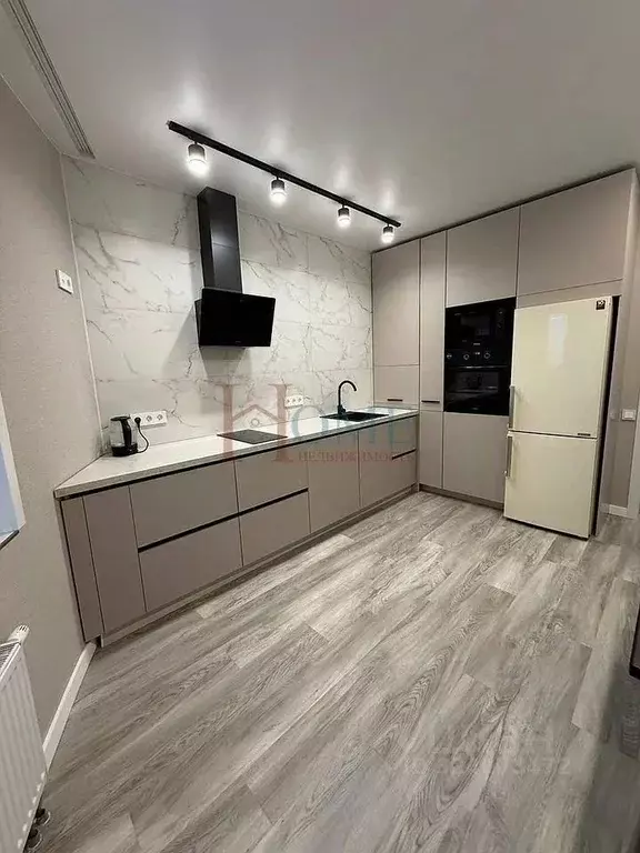 1-к кв. Новосибирская область, Новосибирск Закаменский мкр, 13 (45.0 ... - Фото 2