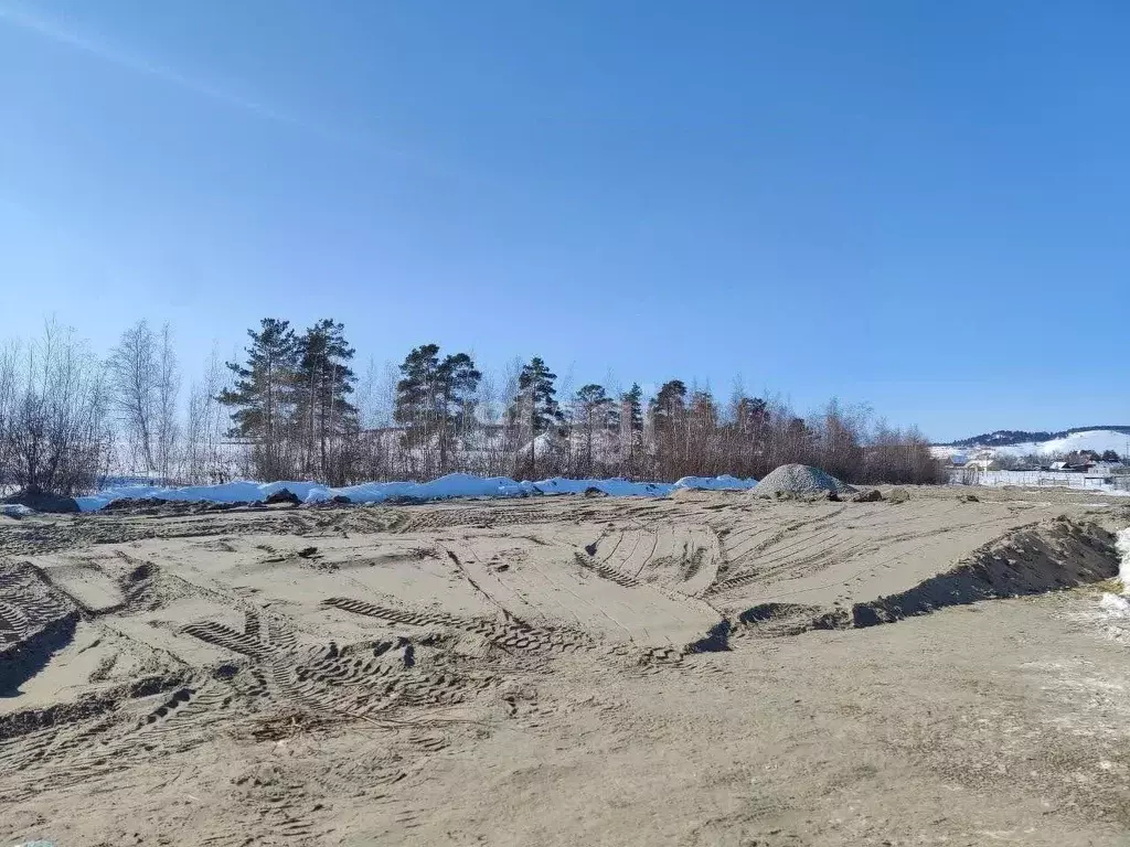 Участок в Саха (Якутия), Якутск ул. Новосельская, 19 (11.4 сот.) - Фото 0
