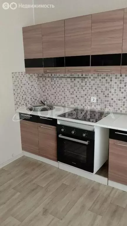 Квартира-студия: Тюмень, улица Парада Победы, 9 (23 м) - Фото 1