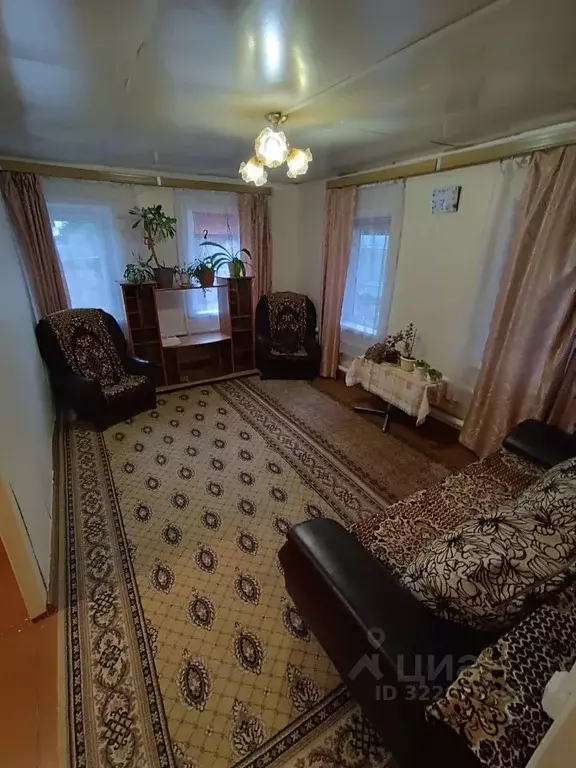 Дом в Саратовская область, Саратов Ростовская ул., 67 (50 м) - Фото 1