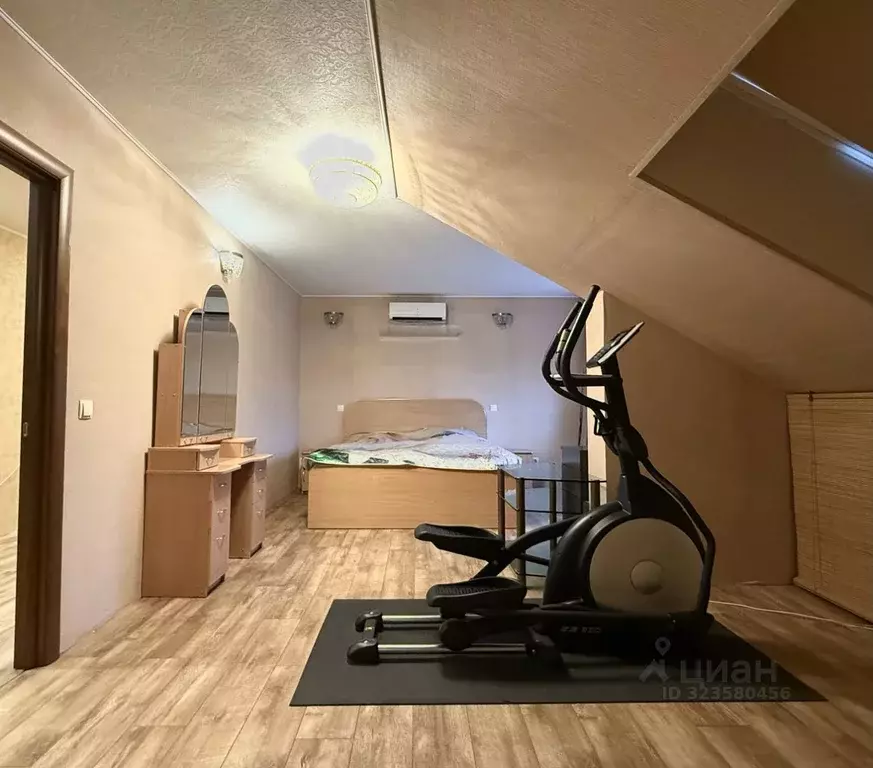 4-к кв. Новгородская область, Великий Новгород Зеленая ул., 8 (178.2 ... - Фото 0