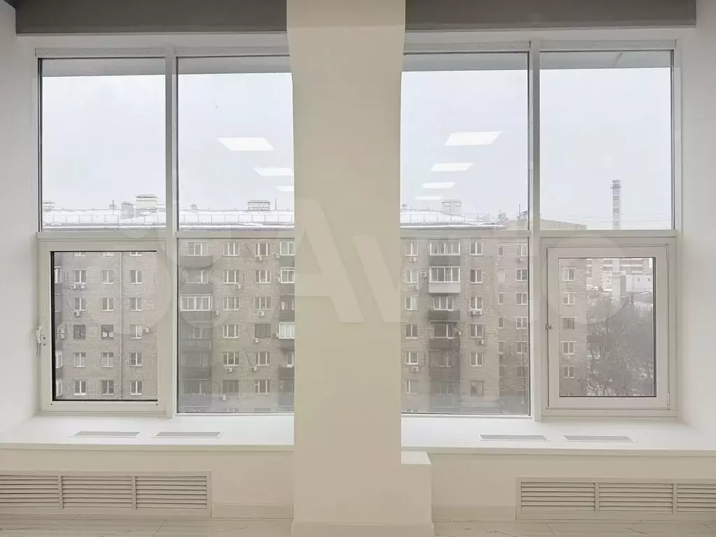 Просторный офис высокие потолки 4,5 м - Фото 0