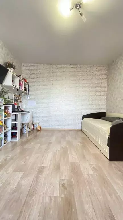 2-к кв. Волгоградская область, Волгоград ул. 70-летия Победы, 8 (56.0 ... - Фото 1