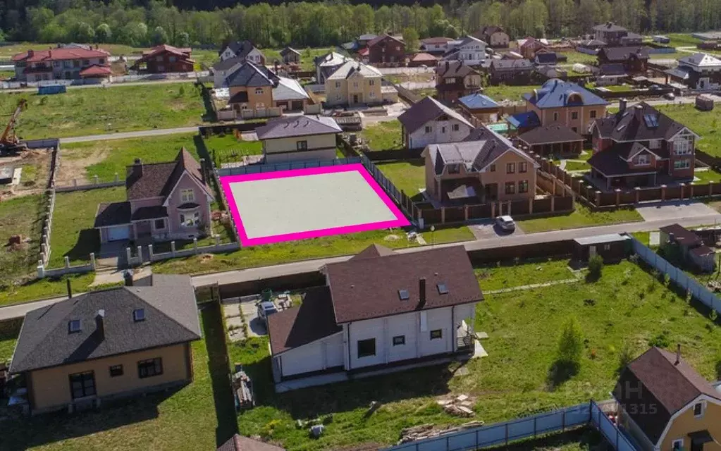 Участок в Московская область, Красногорск Опалиха мкр, ул. Седова, ... - Фото 1